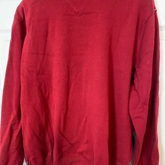 Tommy Hilfiger Men's V-Neck Red and Gray Sweater - Picture 4 of 5